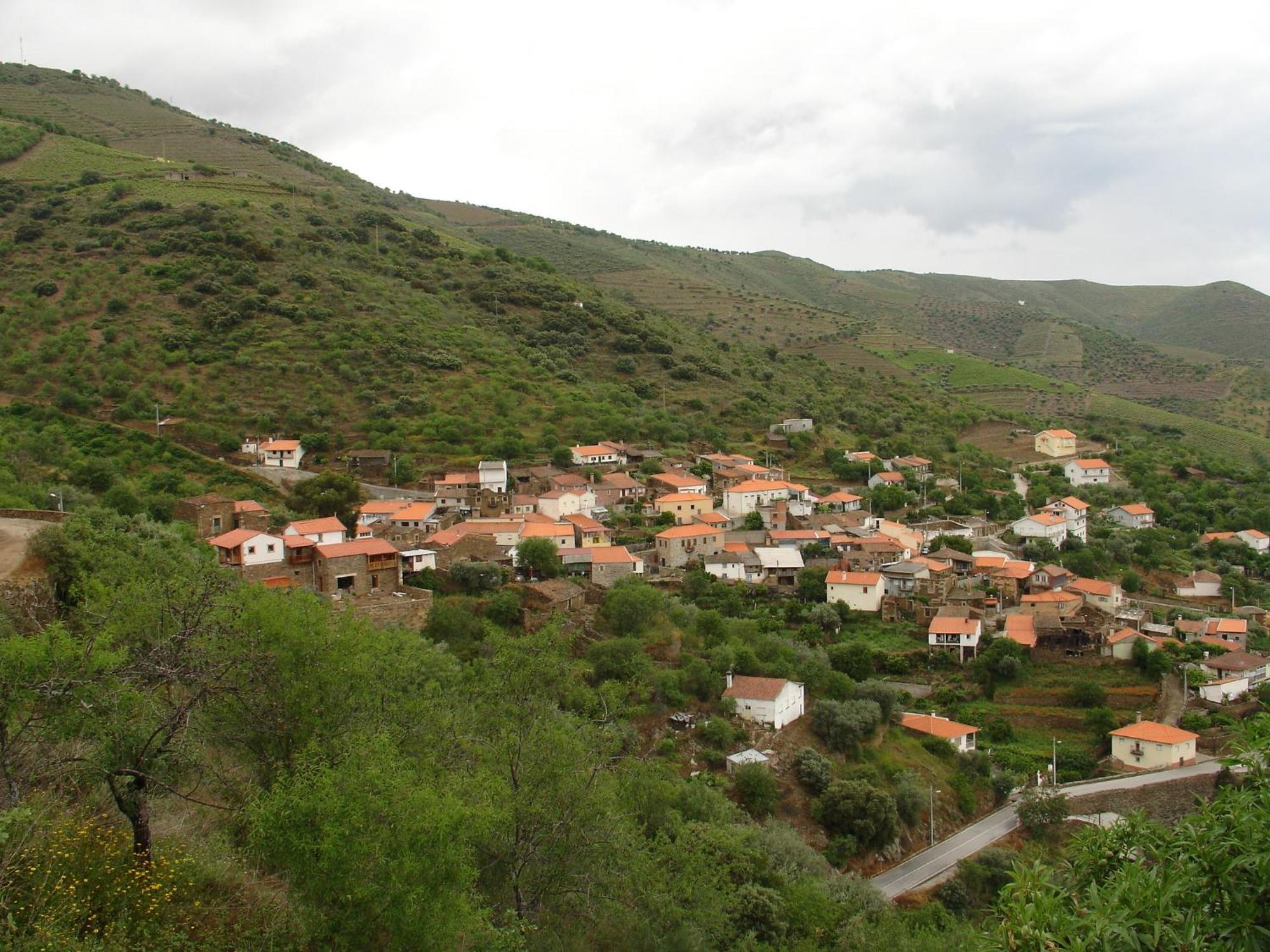 Hostal Bairro Do Casal - Turismo D'Aldeia Vila Nova de Foz Cõa Habitación foto