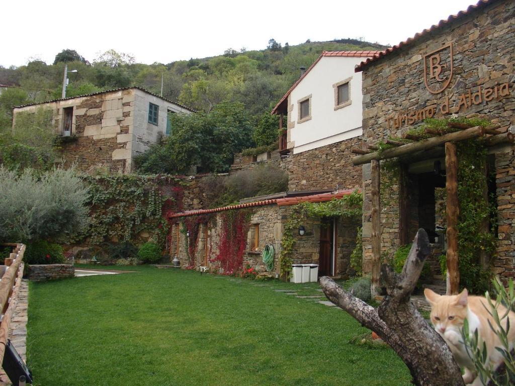 Hostal Bairro Do Casal - Turismo D'Aldeia Vila Nova de Foz Cõa Habitación foto