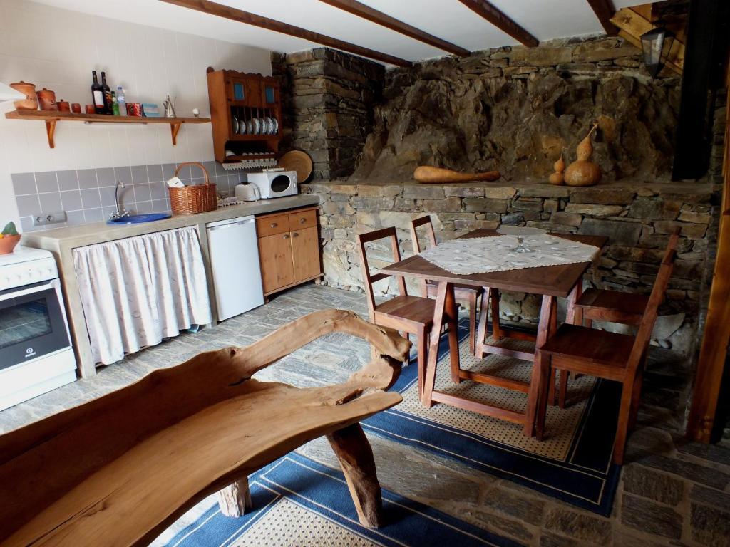 Hostal Bairro Do Casal - Turismo D'Aldeia Vila Nova de Foz Cõa Habitación foto